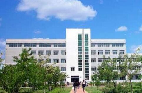 阜新市衛生學校