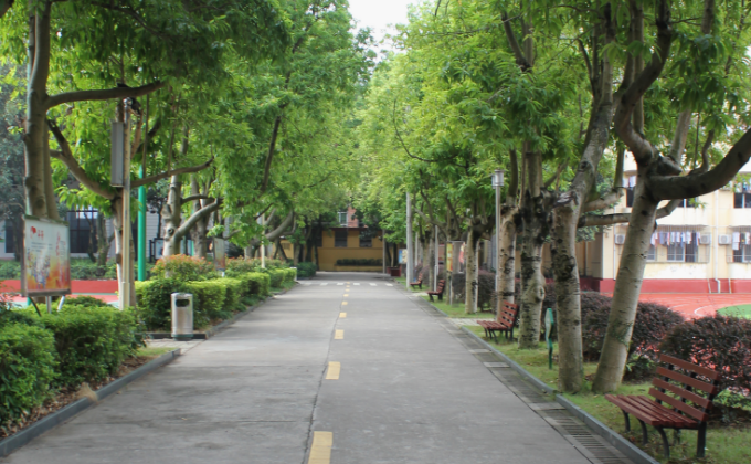 閩東衛生學校校園環境