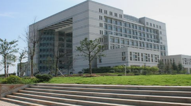 隴南市衛生學校