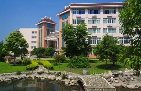 成都中醫藥大學附屬醫院針灸學校2020年簡介、介紹