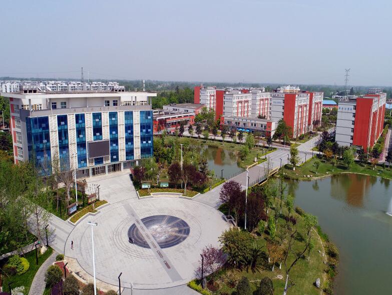 成都鐵路衛(wèi)生學(xué)校2020年招生對象、招生要求