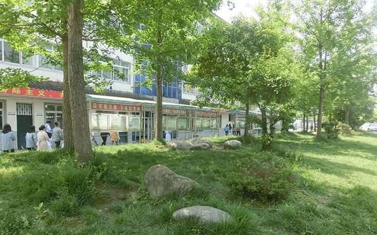 四川育英醫(yī)養(yǎng)科技技工學(xué)校2020年簡介、介紹