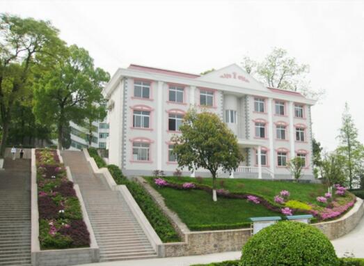 恩施土家族苗族自治州衛(wèi)生學(xué)校2020年有哪些專業(yè)、招生專業(yè)